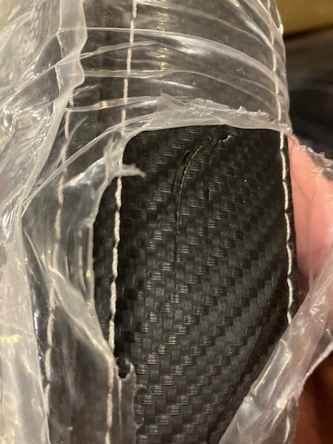 Speedmaster Pro Rot - Carbonfaser Optik Schwarz 2025 - Transportschaden